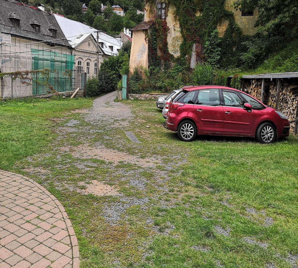 Hostel Skautsky Dom Banská Štiavnica المظهر الخارجي الصورة