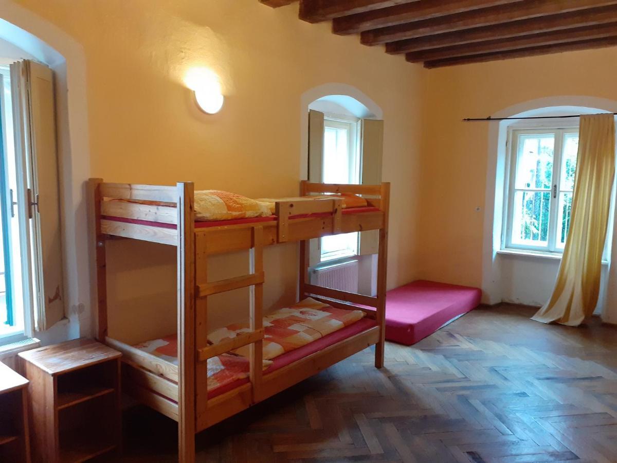 Hostel Skautsky Dom Banská Štiavnica المظهر الخارجي الصورة