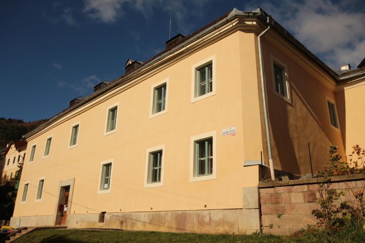 Hostel Skautsky Dom Banská Štiavnica المظهر الخارجي الصورة