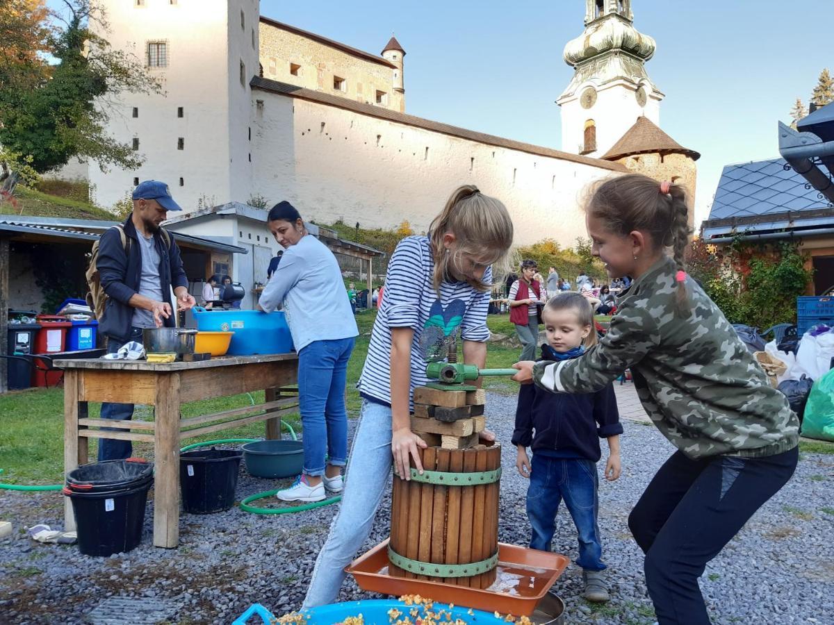 Hostel Skautsky Dom Banská Štiavnica المظهر الخارجي الصورة