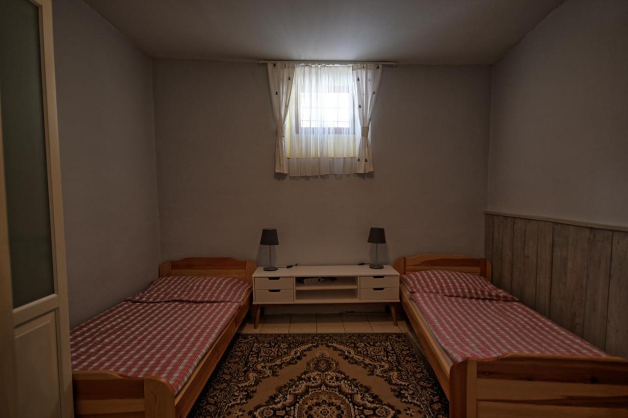 Hostel Skautsky Dom Banská Štiavnica المظهر الخارجي الصورة
